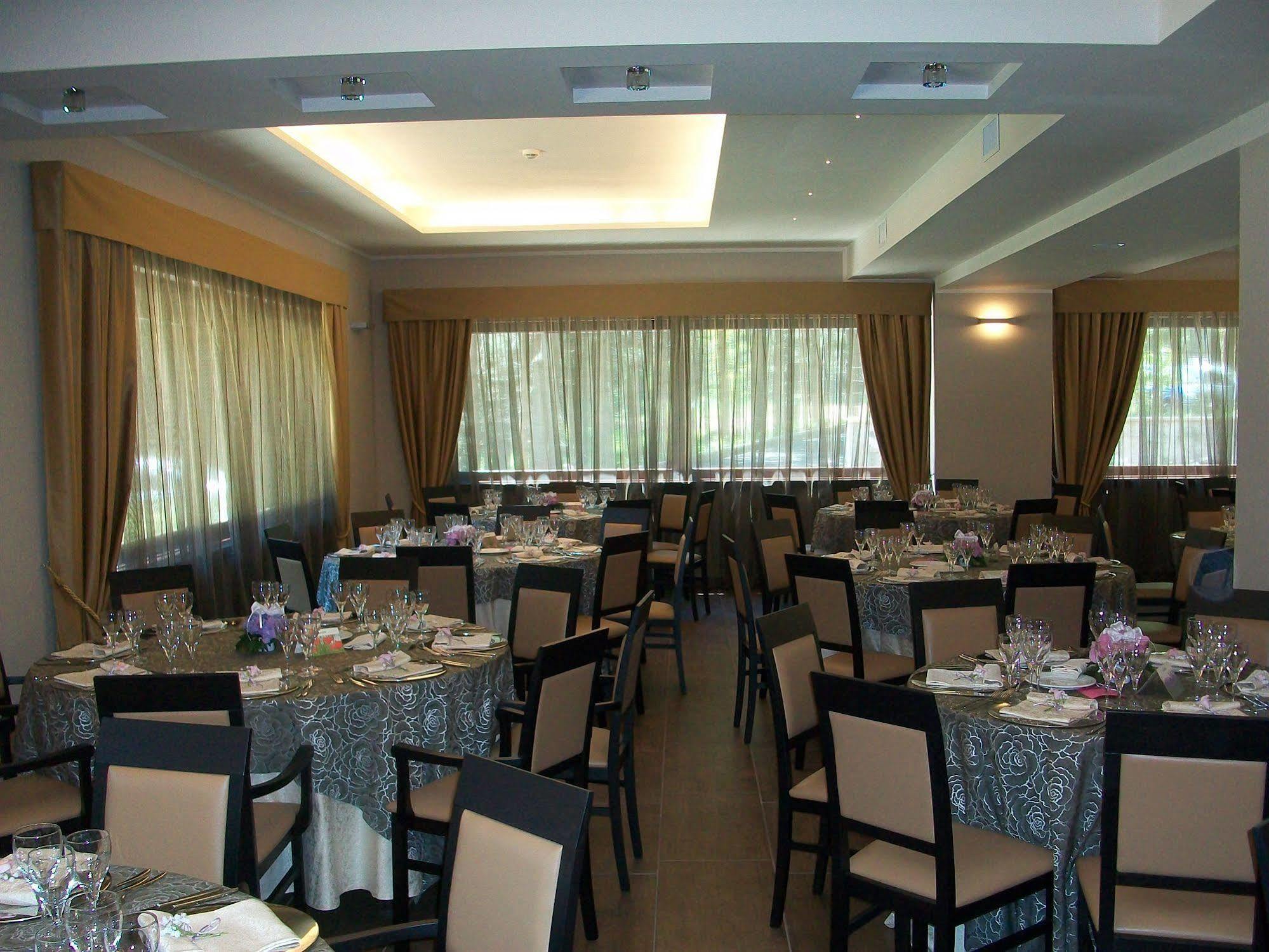 Parco Dei Pini - Sila Wellness Hotel Taverna  Ngoại thất bức ảnh